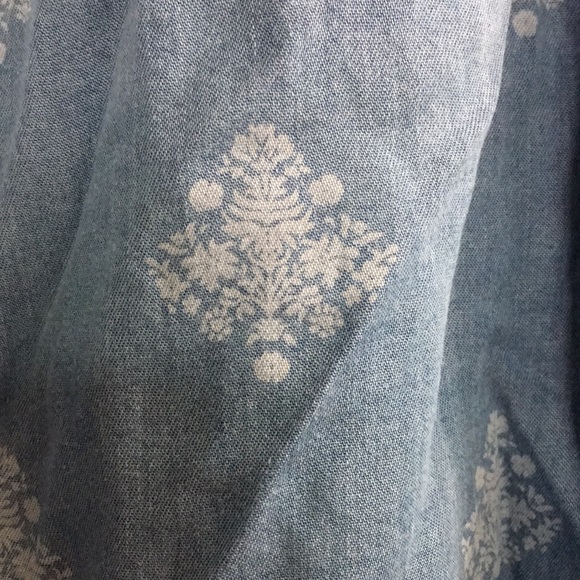 NWT skirt - Picture 4 of 7